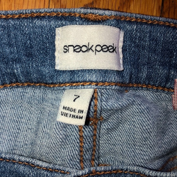 Sneak Peek Ripped Skinny Jeans - Picture 3 of 4